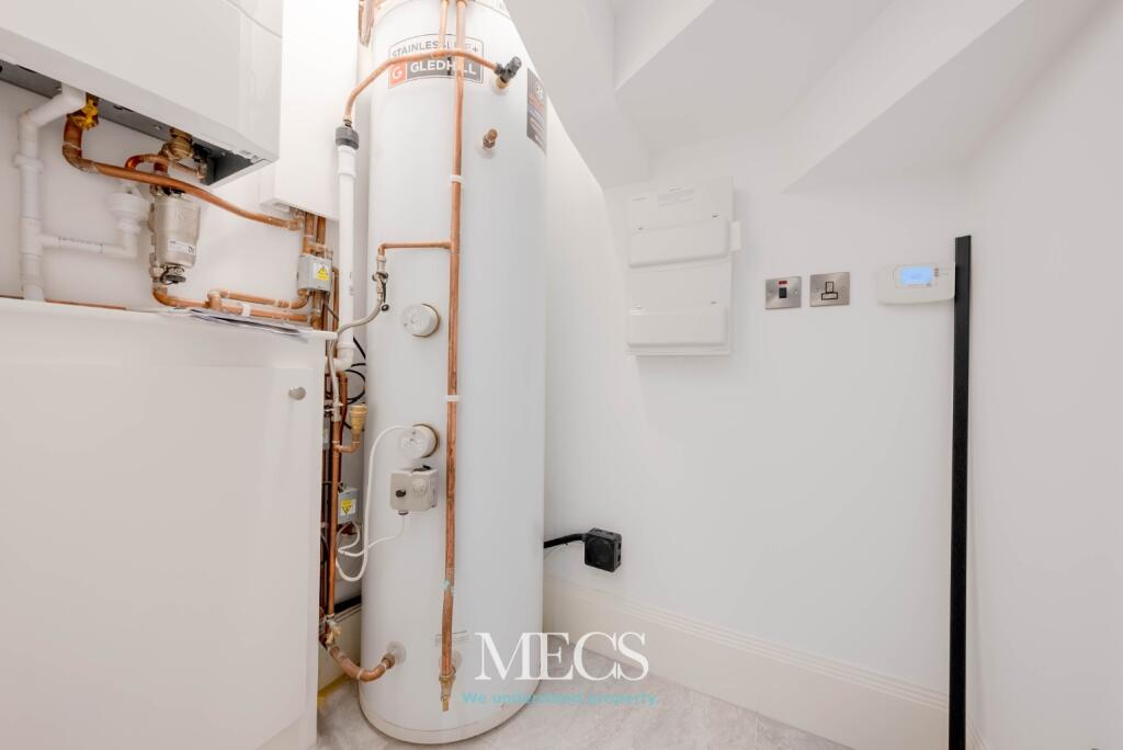 Additional image 25 of Willow Gardens, Lea Green Lane, Wythall, Birmingham, Worcestershire, B47 6AZ