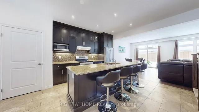 Additional image 17 of 348 Rivertrail Ave