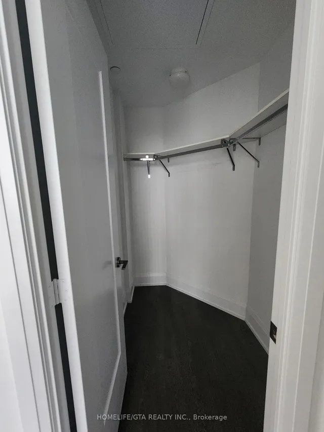 Additional image 5 of 101 Erskine Ave Unit 1502