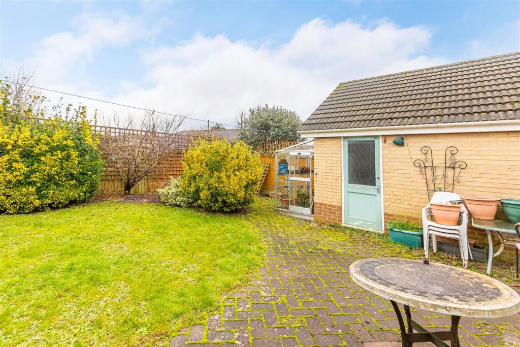 Additional image 17 of Spacious Bungalow on Evelyn Road, Bournemouth