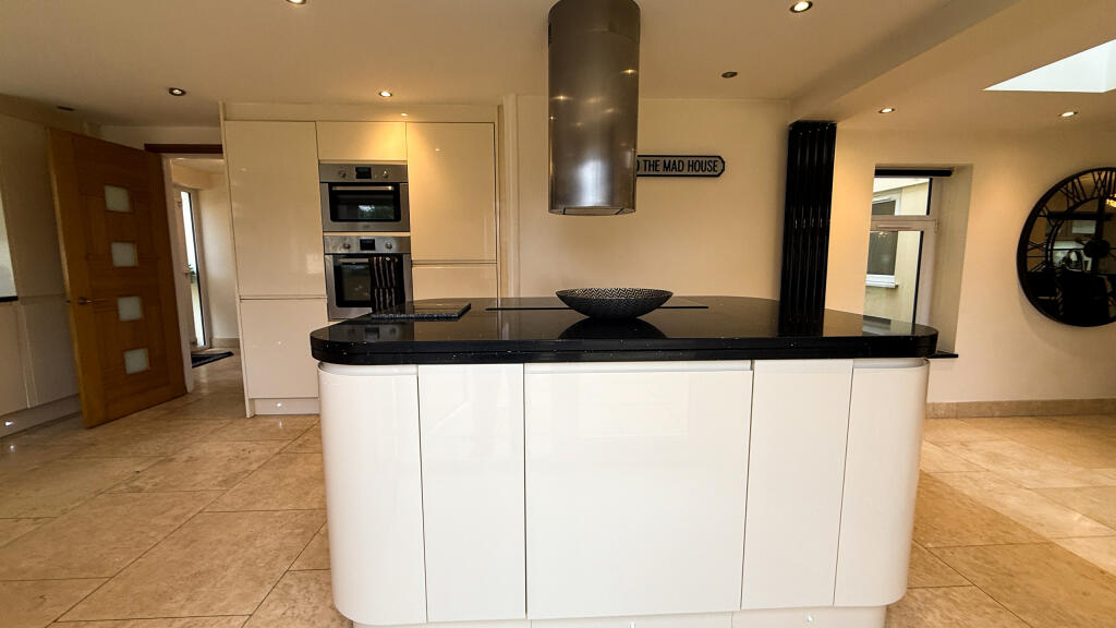 Additional image 18 of Orchard House, Pentwyn Road, Treharris, CF46 5BT