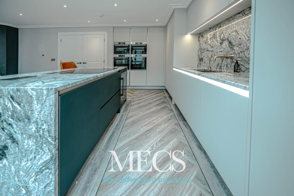 Additional image 32 of Willow Gardens, Lea Green Lane, Wythall, Birmingham, Worcestershire, B47 6AZ