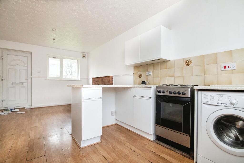 Additional image 4 of oldbury, Oldbury, B69