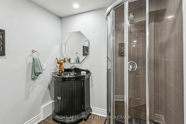 Additional image 38 of 633 Fothergill Blvd