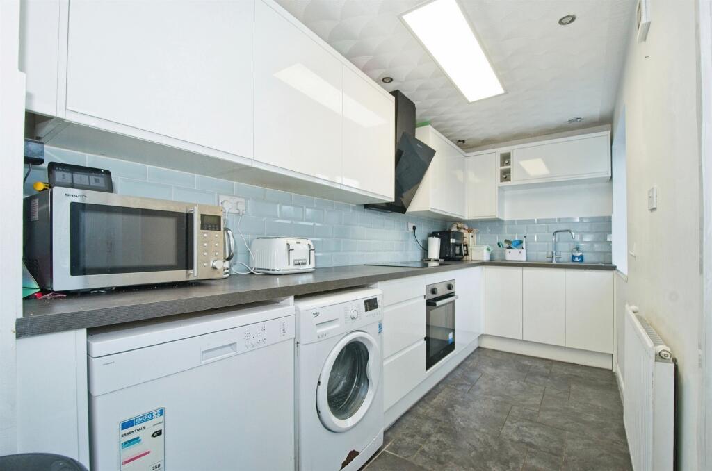 Additional image 12 of Hawthorn Crescent, Pontypridd