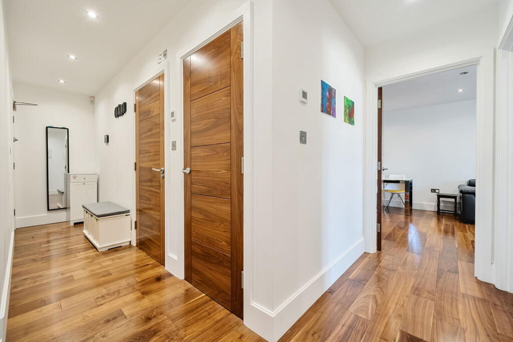 Additional image 12 of 143 Hayes Lane , Hayes , BR2 9EQ