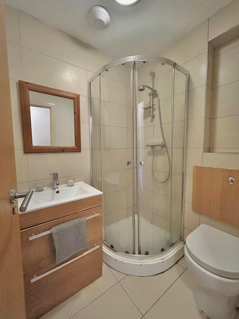 Additional image 6 of Richmond Road, Cardiff(City), CF24