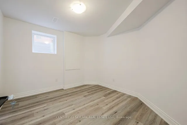 Additional image 36 of 59 Richwood Cres