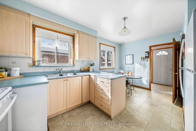 Additional image 10 of 37 Madawaska Ave