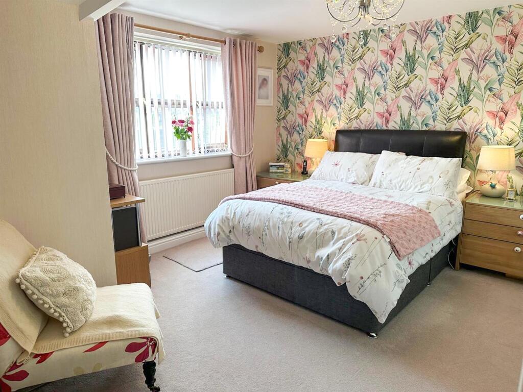 Additional image 14 of Wharfe Court, Silsden