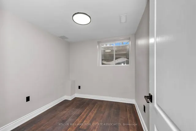 Additional image 35 of 12 Seabrook Pl