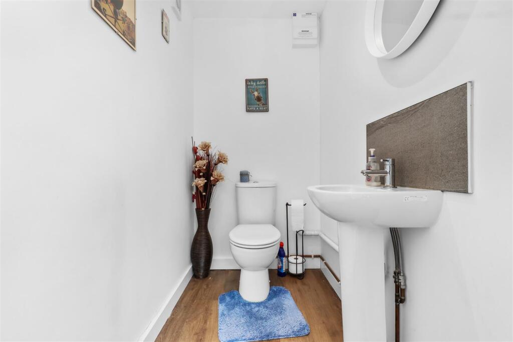 Additional image 35 of Stuart Avenue, Eastbourne