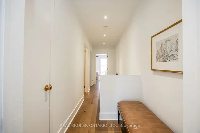 Additional image 11 of 6 Vancouver Ave