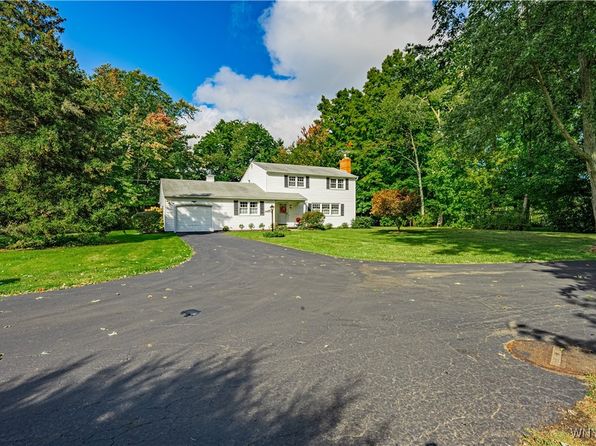 Additional image 3 of 1962 Creekside Dr, Burt, NY 14028