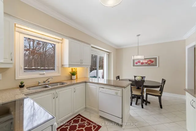 Additional image 11 of 416 Freeman Cres