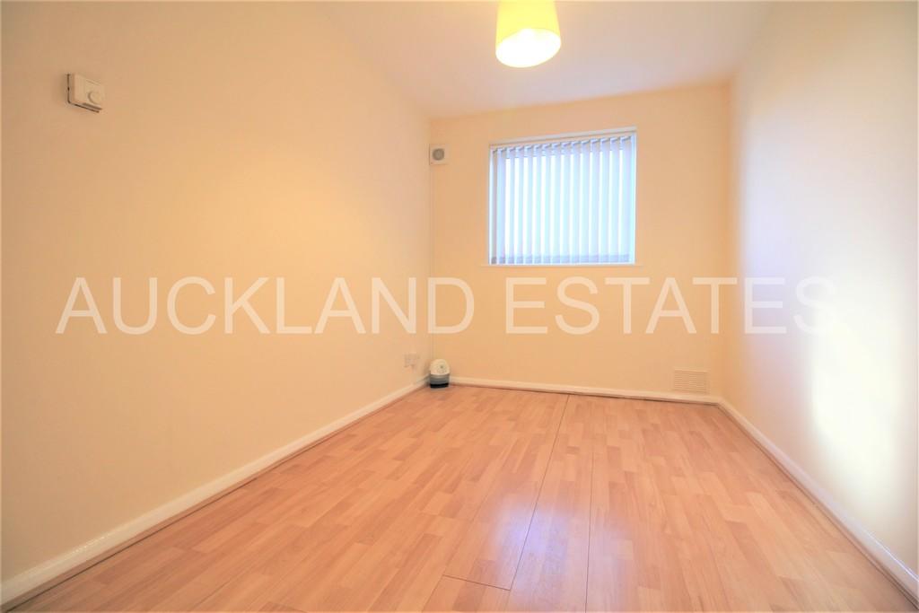 Additional image 5 of Alderman Close, Welham Green