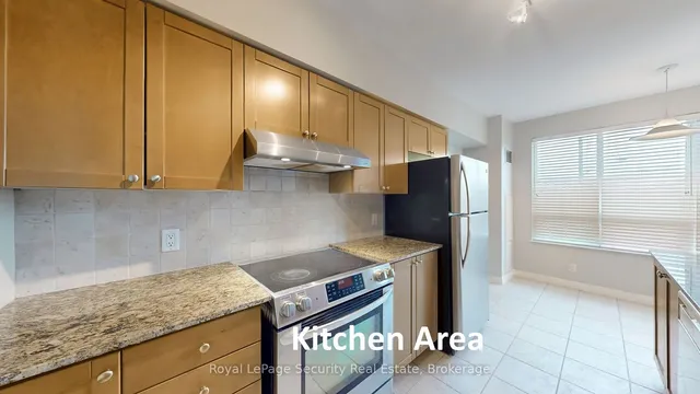 Additional image 14 of 38 Fontenay Crt Unit #204