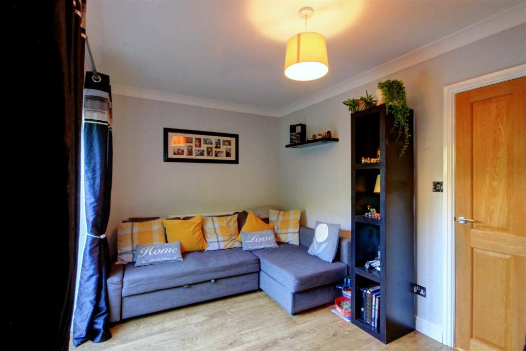 Additional image 7 of Green Howards Road, Richmond