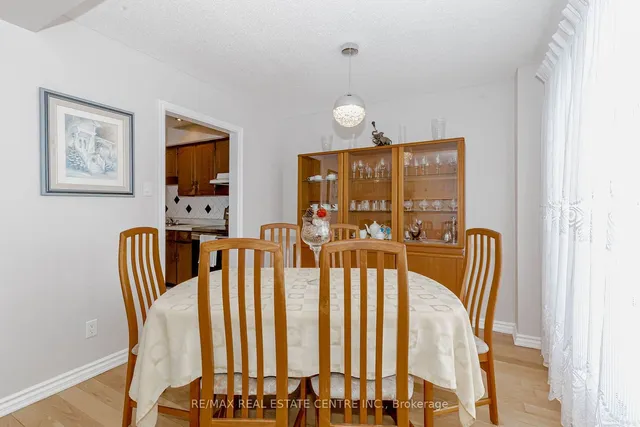 Additional image 16 of 4155 Dursley Cres