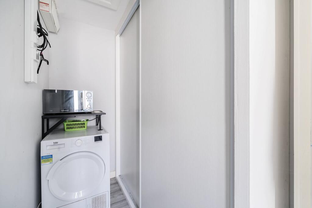 Additional image 16 of Priorygate Court, Castle Cary, BA7