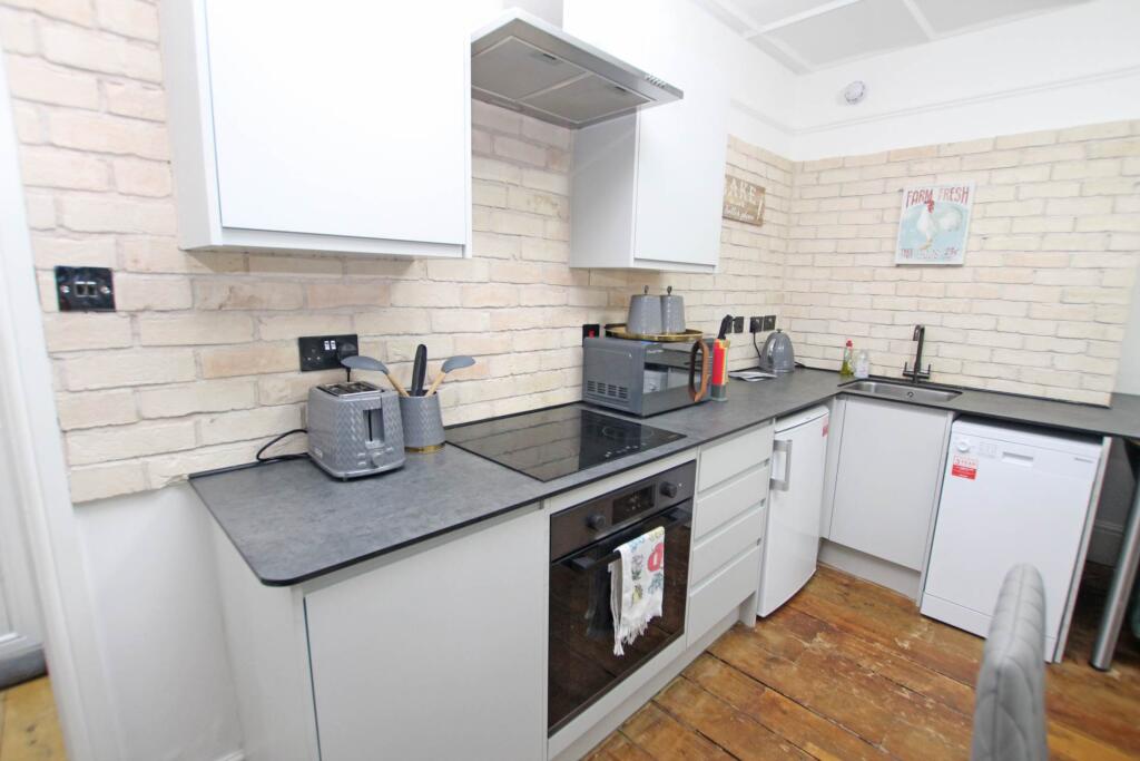 Additional image 10 of South Cliff Avenue, Eastbourne, BN20 7AH