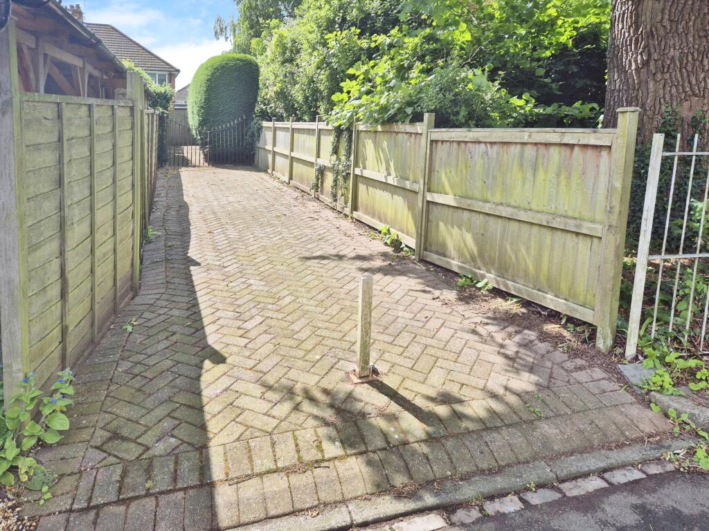 Additional image 18 of Howard Avenue, Bromsgrove, B61