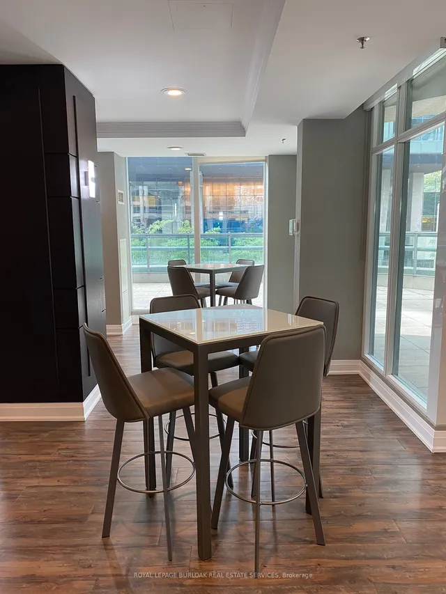 Additional image 38 of 30 Grand Trunk Cres Unit 709