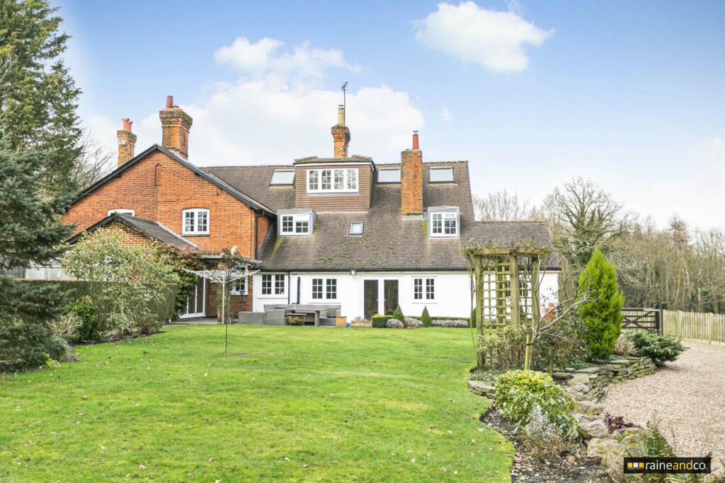 Additional image 41 of Woodside Green, Hatfield