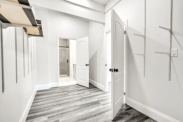 Additional image 31 of 3 Wardrope Ave