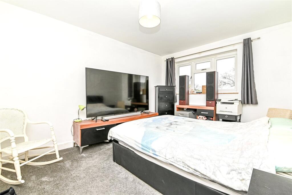 Additional image 9 of Davis Field, New Milton, Hampshire, BH25