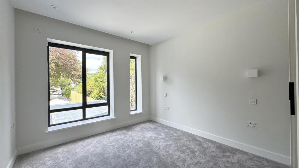 Additional image 10 of Greenwood Avenue, Lilliput