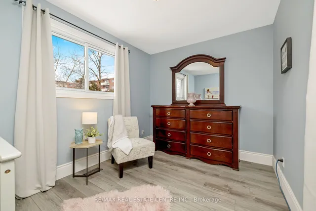 Additional image 31 of 244 Bousfield Cres