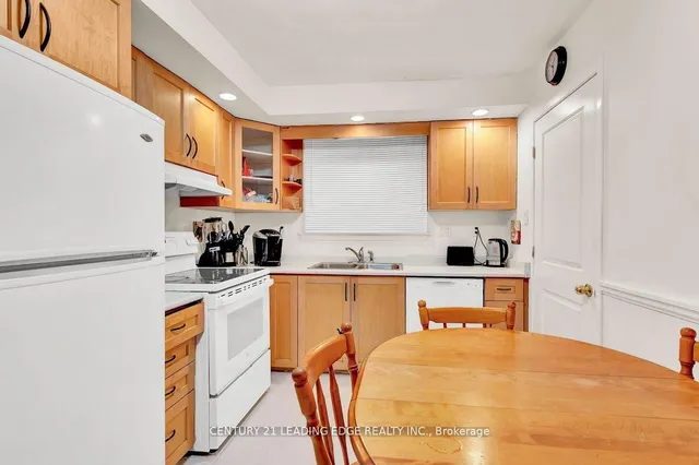 Additional image 8 of 2145 Sandringham Dr