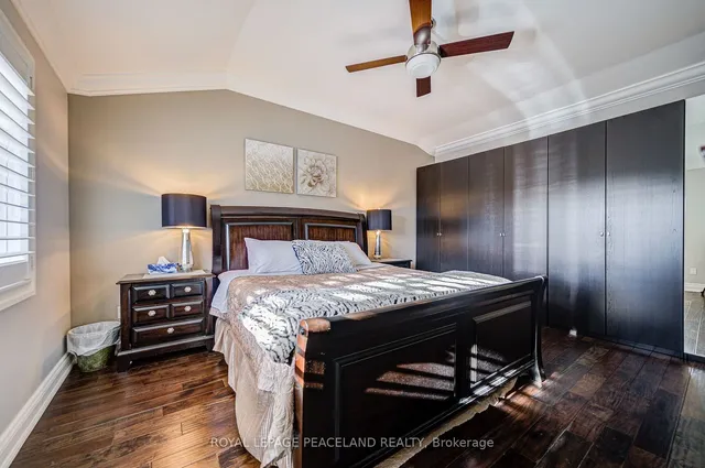 Additional image 24 of 1 Manorpark Crt