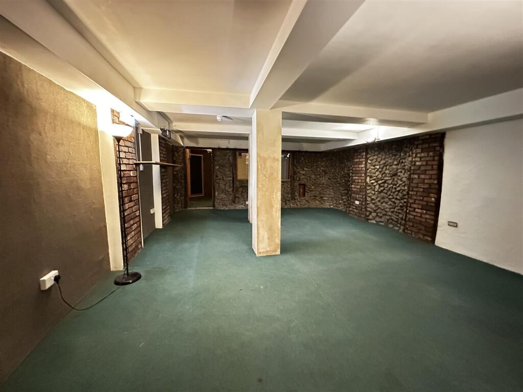 Additional image 4 of Alma Vale Road, Bristol