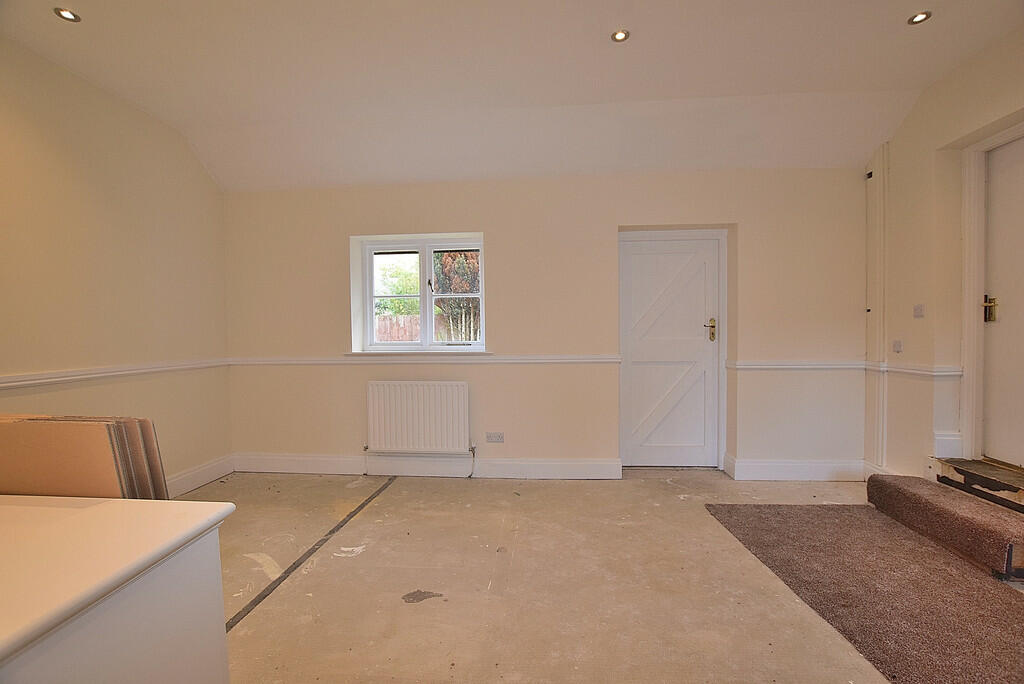 Additional image 16 of Lyons Road, Richmond