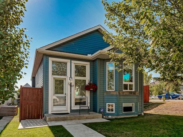 Additional image 2 of 270 N Tuscany Valley Dr NW, Calgary, AB T3L 2A6