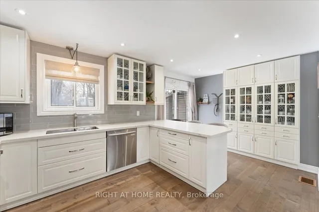 Additional image 10 of 14 Grovetree Pl