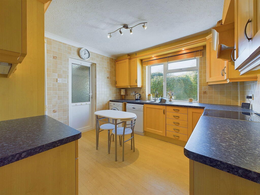 Additional image 4 of Glynde Avenue, Goring-by-Sea, Worthing, BN12