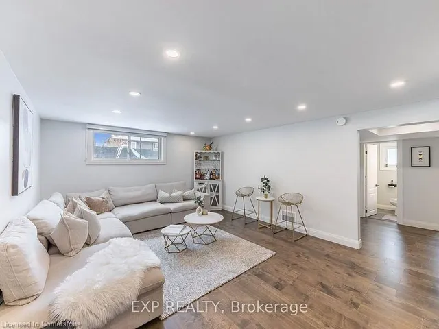 Additional image 20 of 669 Geneva Pk Dr