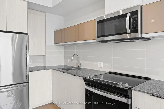 Additional image 9 of 10 Deerlick Crt Unit 2107