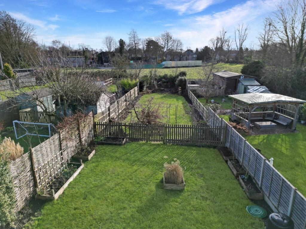 Additional image 14 of Button End, Harston