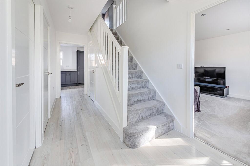 Additional image 7 of Cane Drive, Bricket Wood, St. Albans, Hertfordshire, AL2