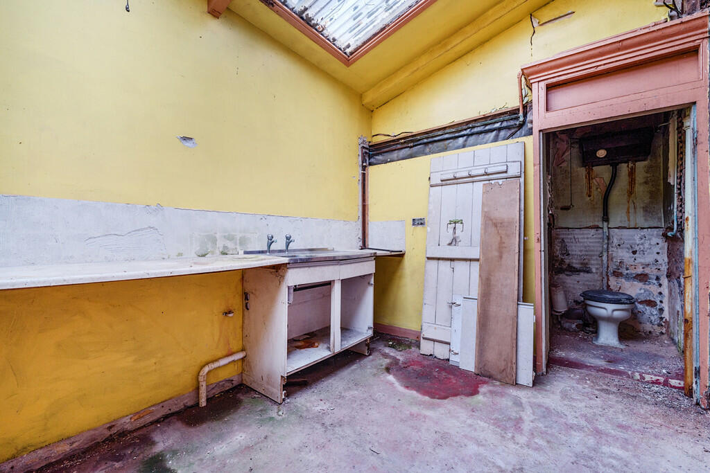 Additional image 2 of 47 Castlegate, Penrith, Cumbria, CA11 7HY