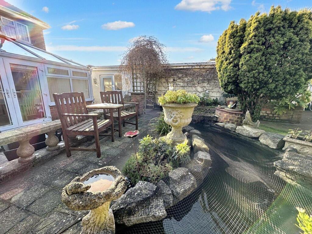 Additional image 34 of Bramber Avenue, Peacehaven, BN10 8HR