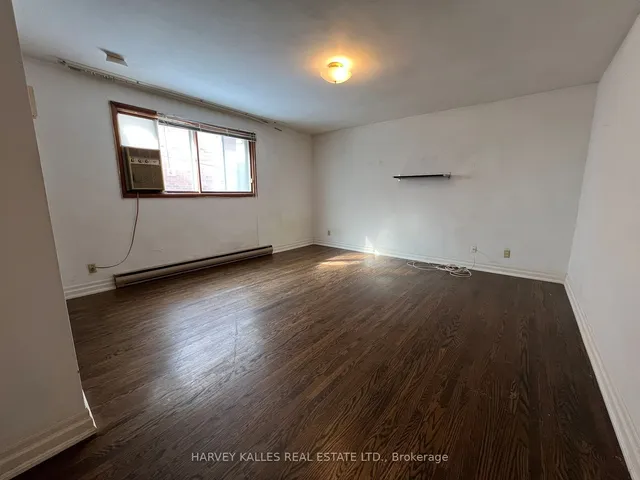 Additional image 19 of 76 Shelborne Ave