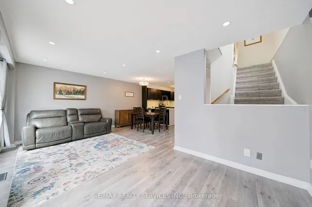 Additional image 14 of 94 Courtleigh Sq