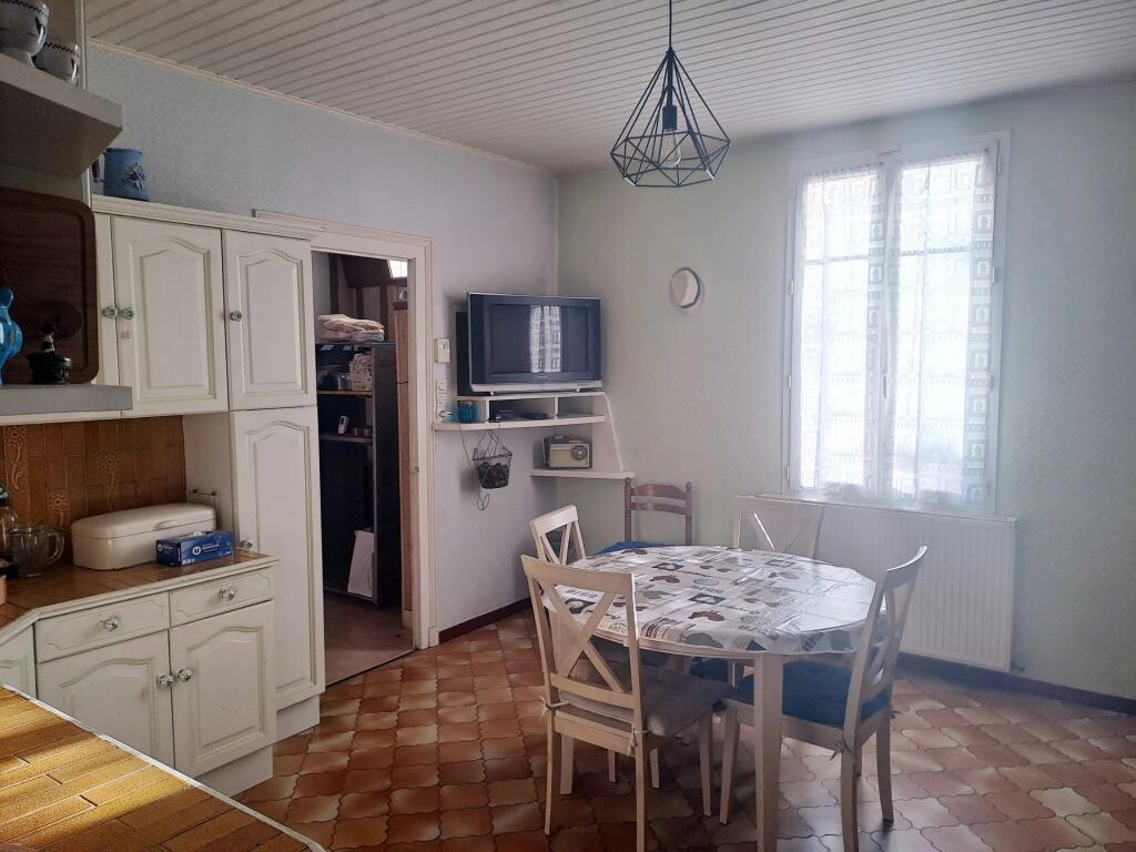 Primary image of Aquitaine, Lot-et-Garonne, Meilhan-sur-Garonne, France