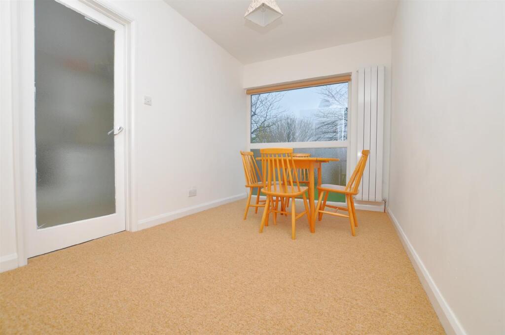 Additional image 8 of 00000035 Trendlewood Park