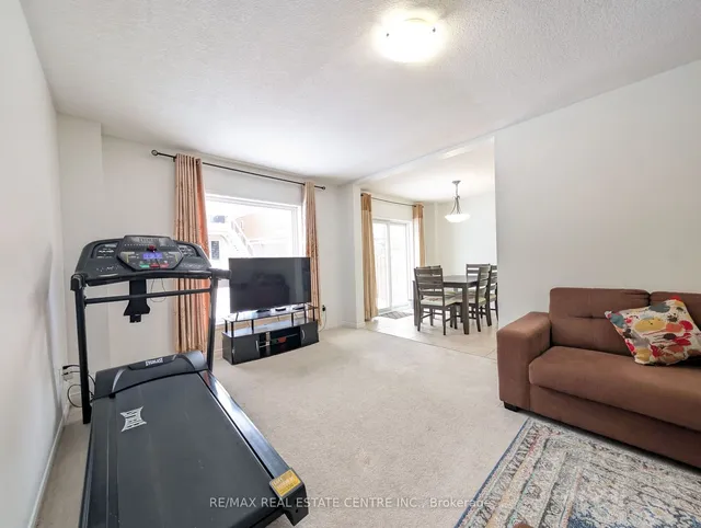 Additional image 15 of 434 Woodbine Ave